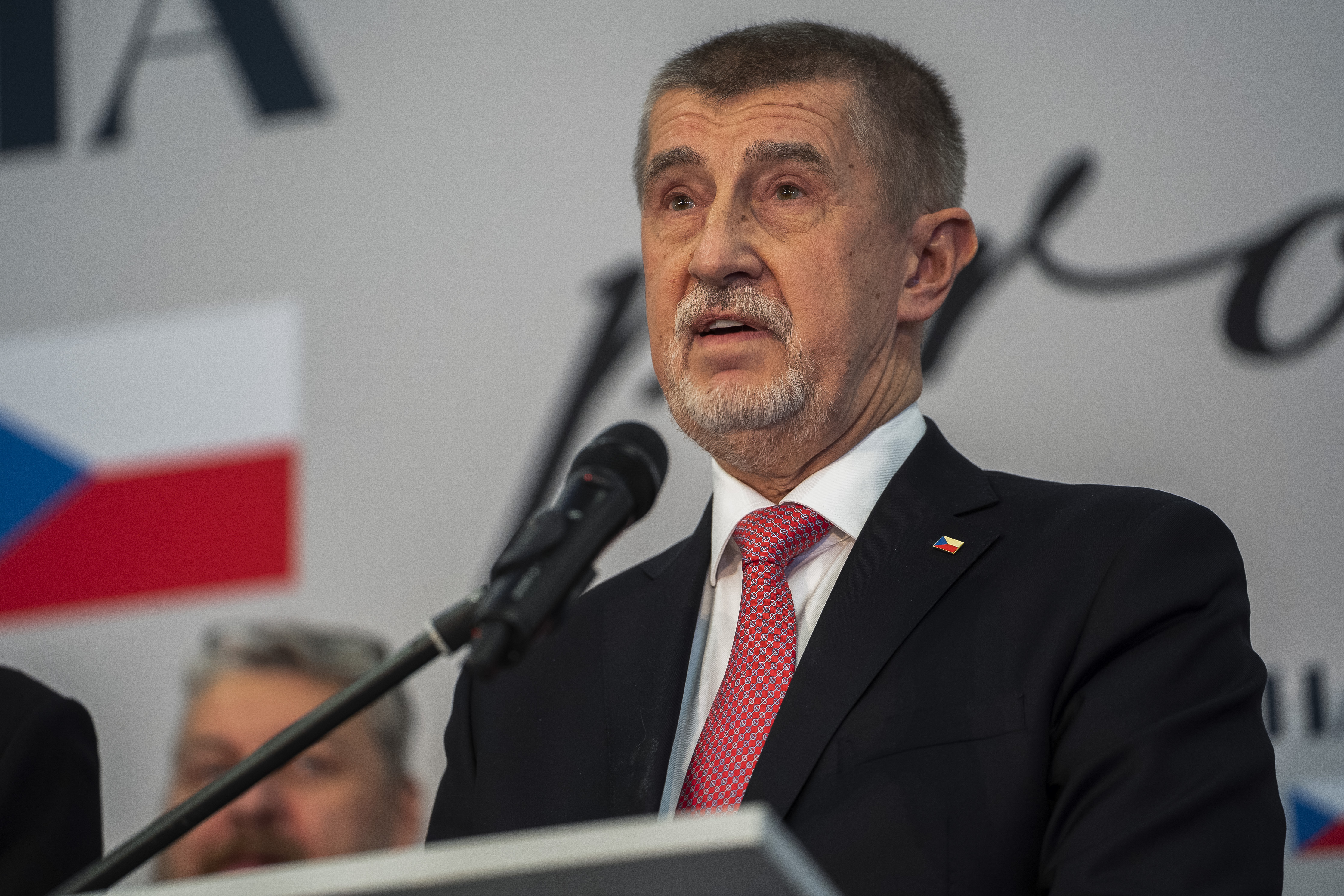 Prieskum: Babišovo ANO opäť na čele, podľa šéfa Senátu by zložilo vládu