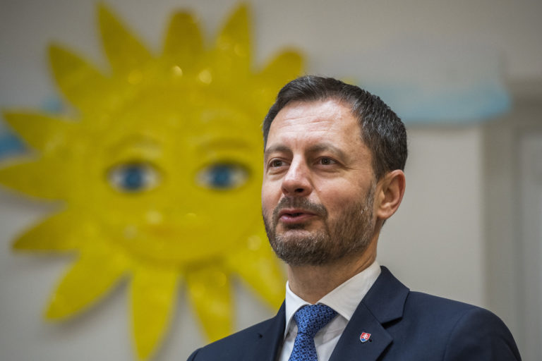 Demokratov a KDH by volilo viac ľudí v koalícii než osobitne, ukázal prieskum