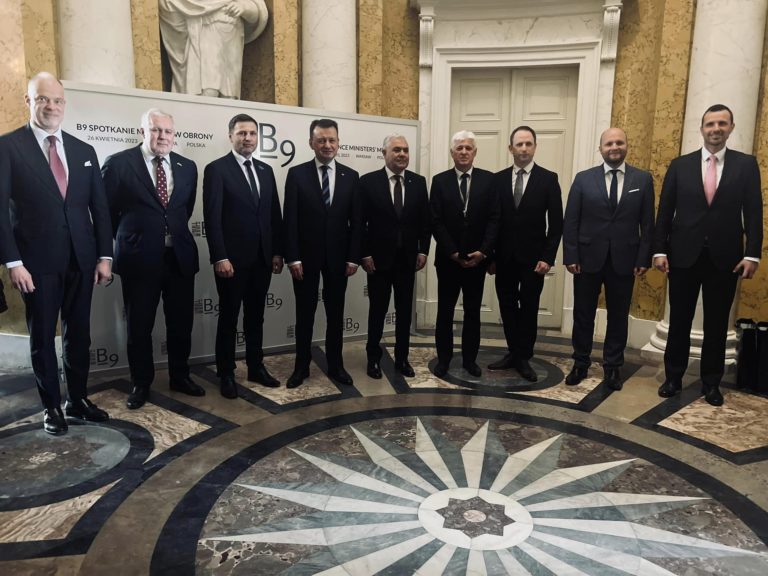 Naď: Musíme demonštrovať náš odstrašujúci potenciál a odolnosť voči ruskému imperializmu