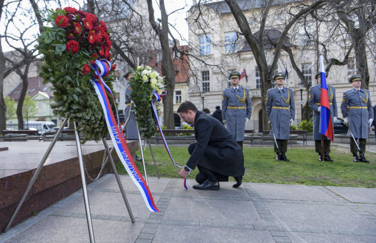 Heger: Do Bratislavy priniesli slobodu sovietski vojaci, ktorí boli za našu slobodu ochotní položiť život