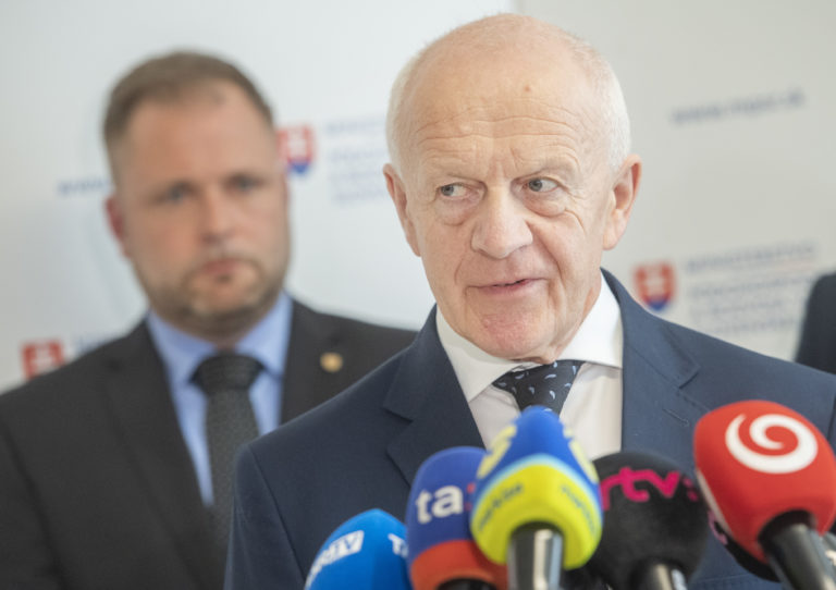 Agrorezort pristupuje k nepretržitej kontrole zásielok obilnín a múky na naše územie