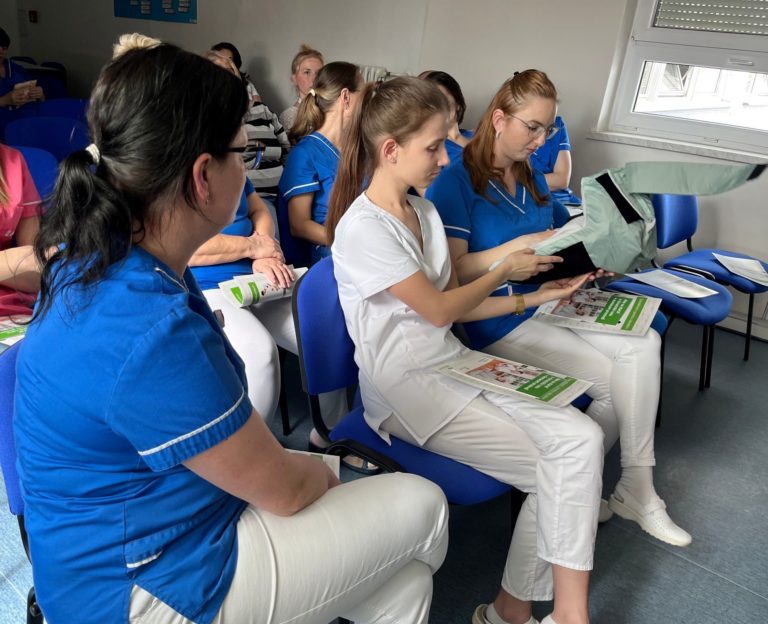 Polohovanie pacienta s preležaninami nestačí. Pomôcť môžu aj špeciálne náplasti. Foto:  Nemocnica AGEL Bánovce nad Bebravou