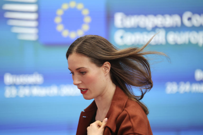 Fínske voľby: Porážka progresívnej premiérky Marinovej. Skončila až tretia za konzervatívcami a nacionalistami