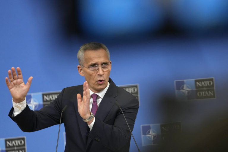 Stoltenberg nepriamo vylúčil pristúpenie Ukrajiny do NATO v čase vojny, no ponúkol jej podporný program