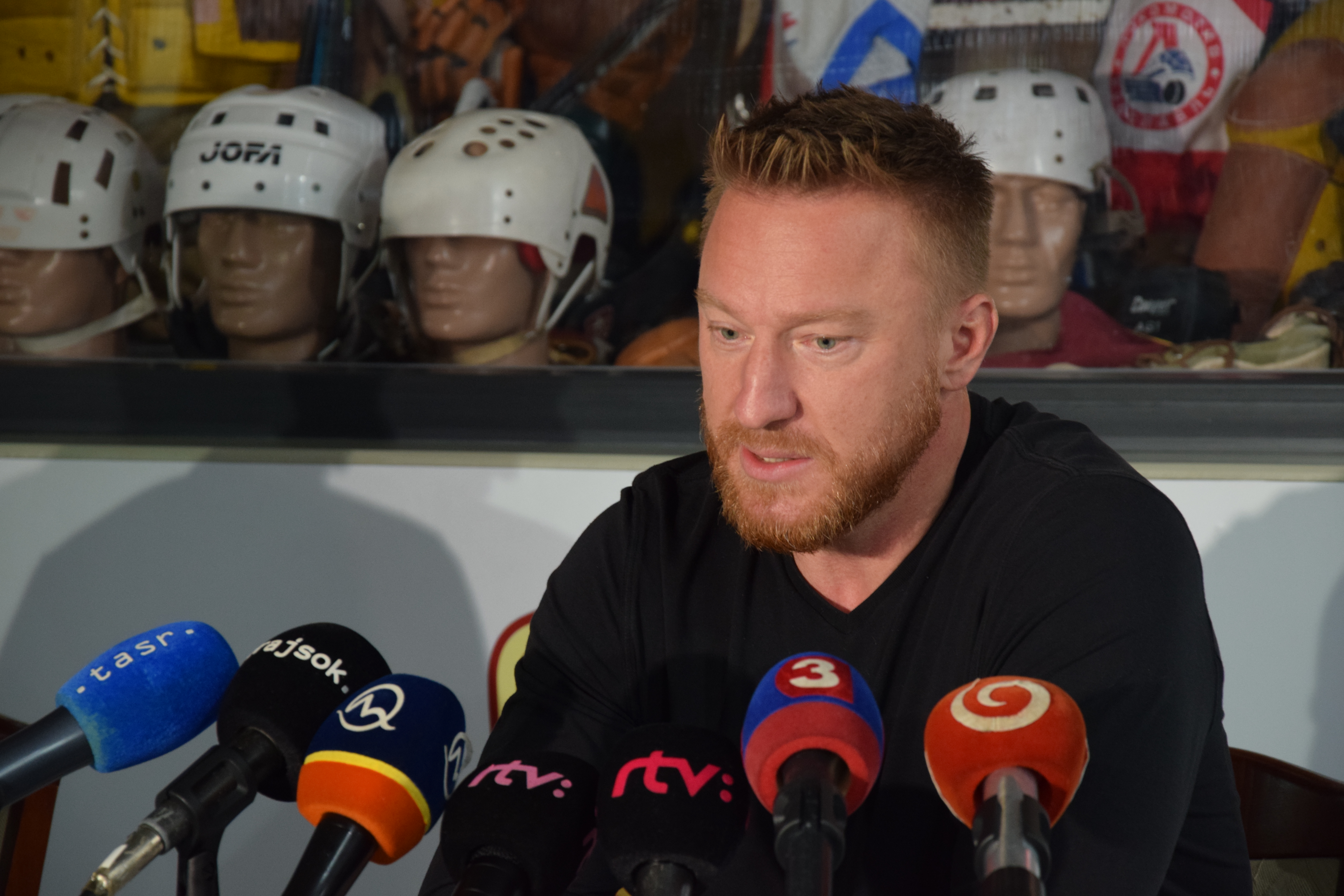 Na Hossov rozlúčkový zápas prídu obrovské legendy