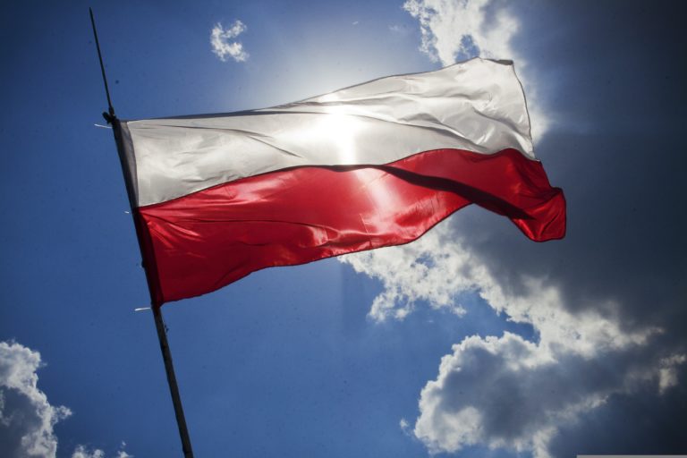 Poľská vlajka. Foto: Pixabay.com