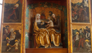 Križiaci na Dunaji či unikát obesenca. Toto je päť slovenských kostolov s exotickým príbehom