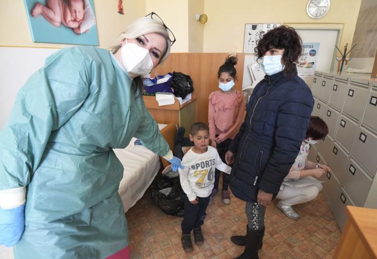 Rodičom treba zdôrazniť význam očkovania i možné následky pri neočkovaní, vravia hygienici