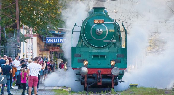 Parným rušňom z roku 1936 z Vrútok do Kremnice a naspäť