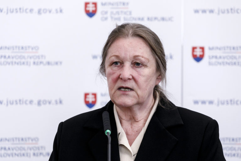 Dubovcová sťahuje zákon o dôverníkoch: Nie je plnohodnotným riešením pre LGBT komunitu