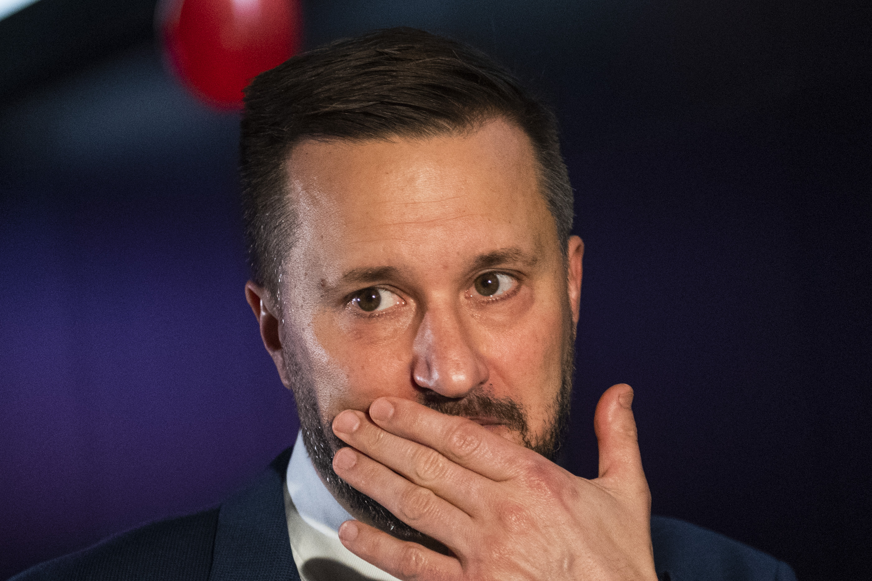 Matúš Vallo v diskusii u ZKH uhýbal od konkrétnych odpovedí. Konzervatívcov a republikánov obvinil z boja proti cyklotrasám