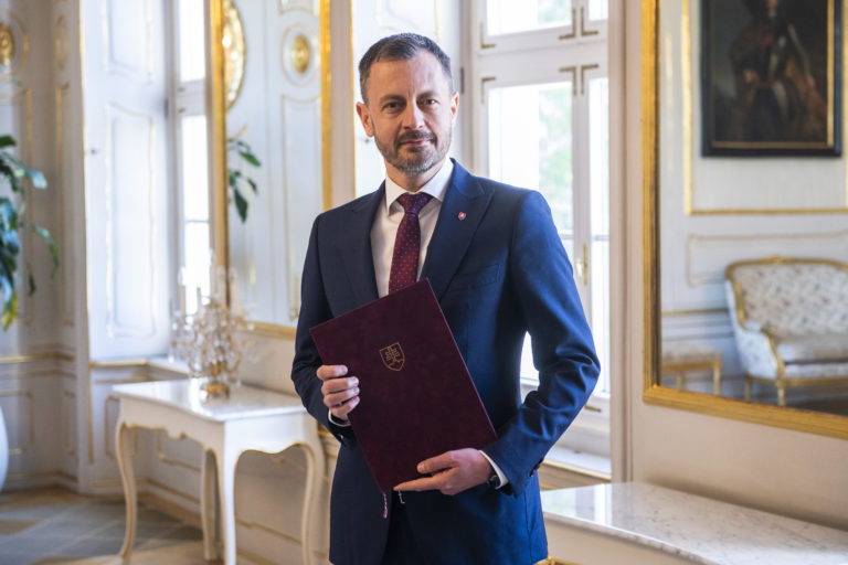 Heger považuje za nezmysel pokúšať sa o skorší termín volieb