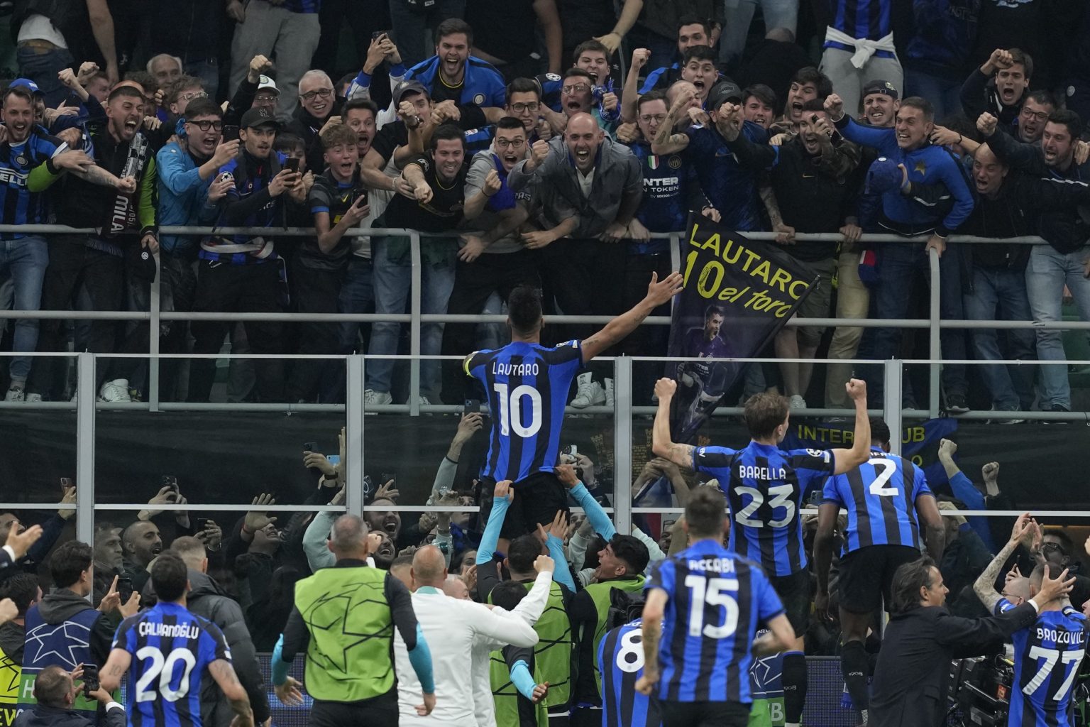 Zo zápasu Inter Miláno - AC Miláno. Foto: TASR/AP