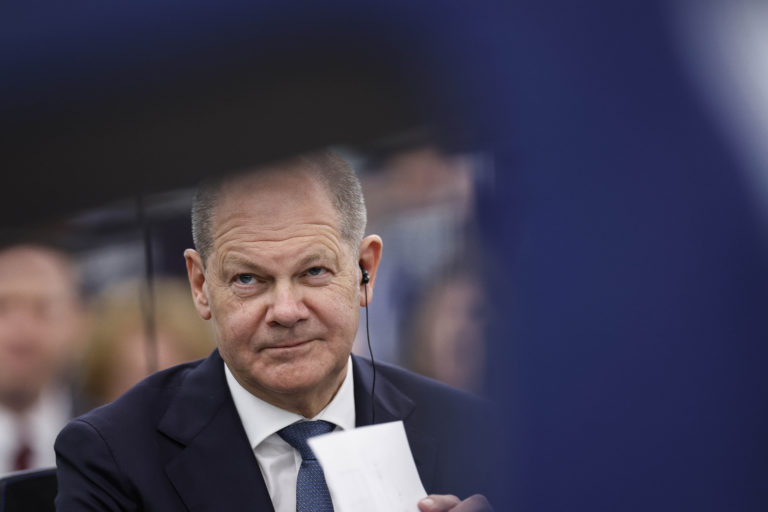Scholz verí, že ciele Parížskej dohody je možné splniť