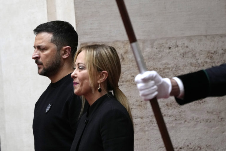 Zelenskému v Ríme prisľúbili pokračujúcu podporu Meloniová a Mattarella