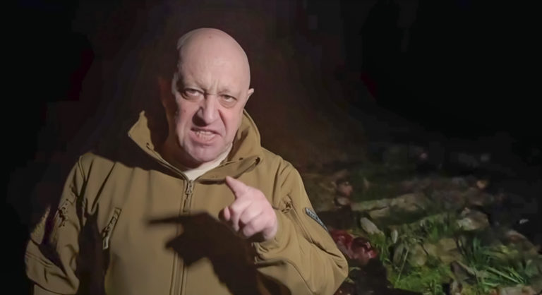 Prigožin: Ruská armáda nás nechala v Bachmute bez krytia. Moje listy v Moskve nečítajú