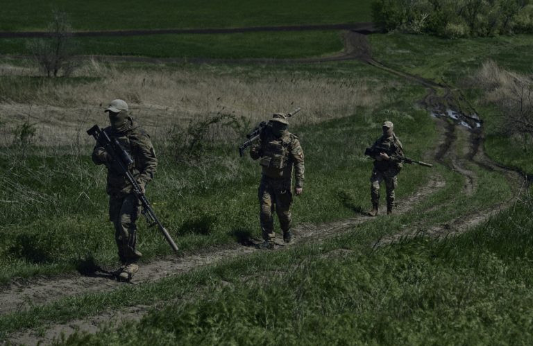 Ukrajina tvrdí, že ruské sily sa stiahli z niektorých oblastí pri Bachmute