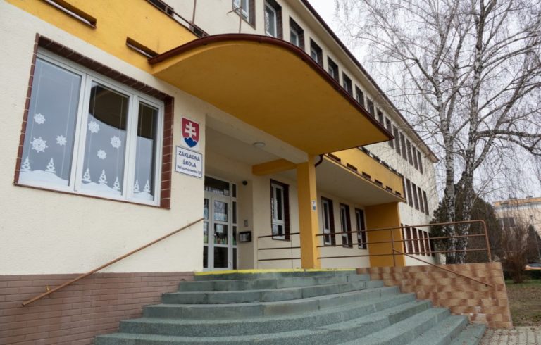 ZŠ Veľkomoravská na 1. mieste v okrese