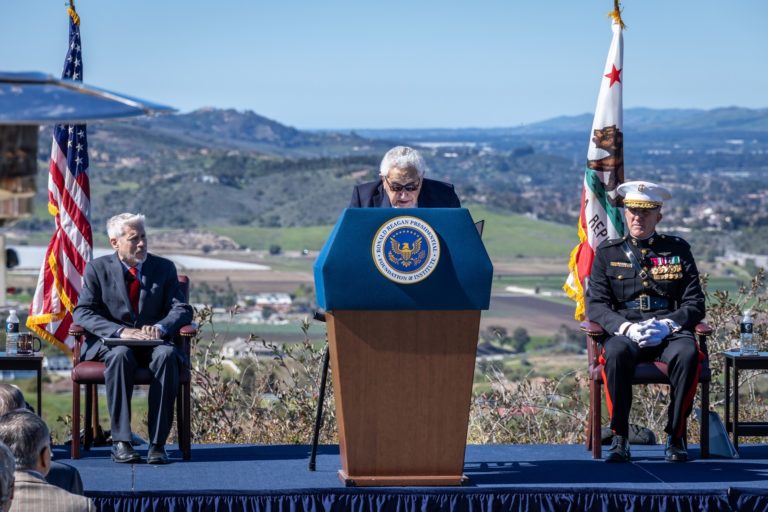 Prvý muž americkej diplomacie Henry Kissinger sa dnes dožíva 100 rokov