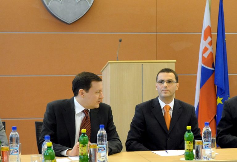 Žilinka žiada trest pre Lipšica. Vyčíta mu hádku, ignoráciu spisu a sarkazmus