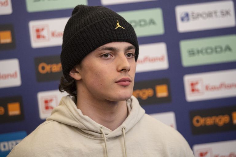Hokej: V prvom kole draftu NHL zazneli mená dvoch Slovákov. Dvorský v najlepšej desiatke