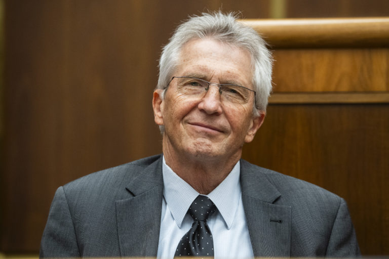 Šimko sa vrátil na Facebook a vyjadril sa k svojmu odchodu