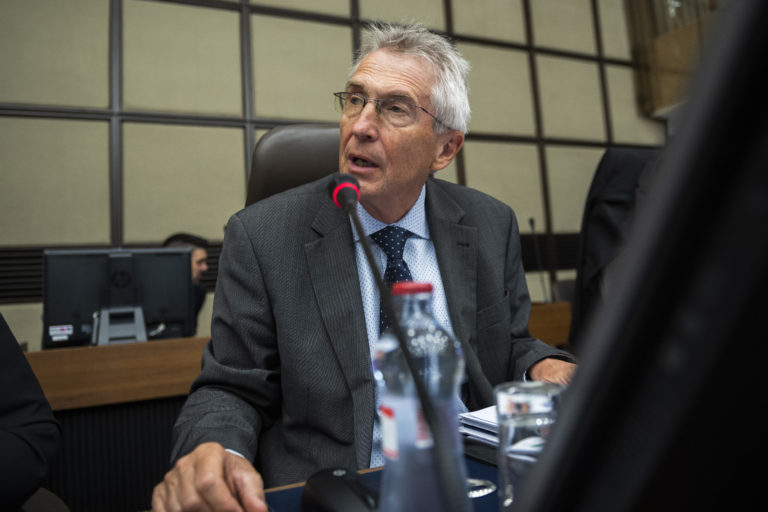 Exminister vnútra Šimko sa bude uchádzať o post predsedu KDH. Strana považuje jeho načasovanie za nezmyselné