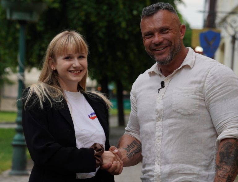 Influencerka Lívia Pavlíková známa z Kulturblogu vstupuje do Republiky