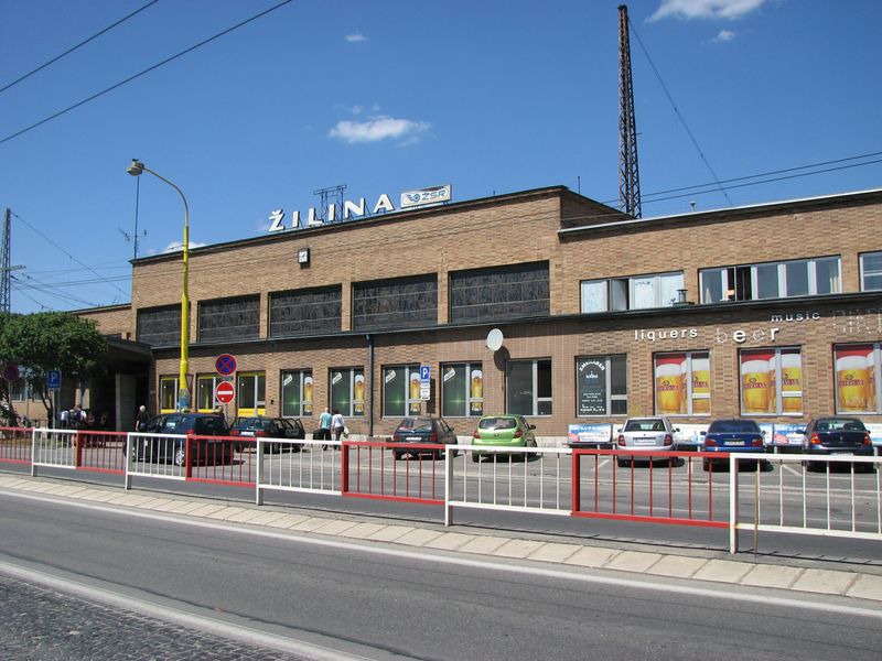 Vlakmi do Trenčína sa chystajú viacerí Žilinčania. FOTO: archív ŽŠ