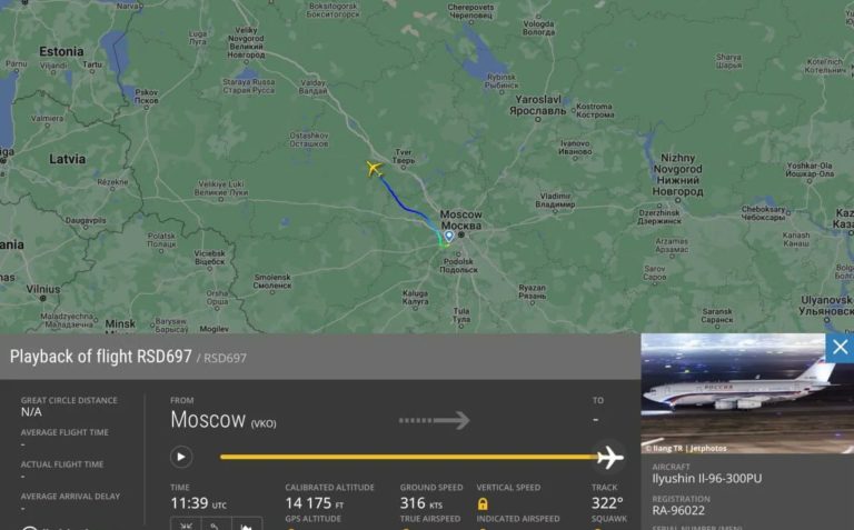 Putinovo lietadlo opustilo Moskvu, zaznamenala stránka FlightRadar. Foto: Twitter