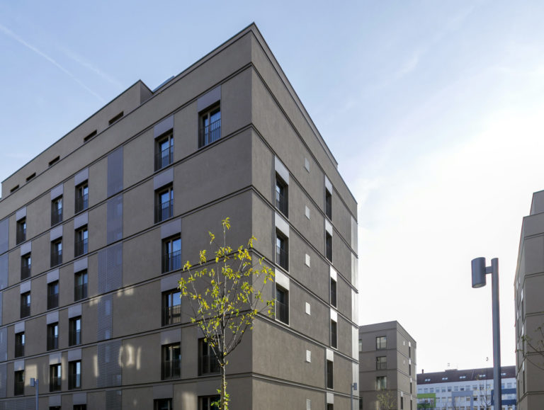 Praha, Brno a Varšava majú najdrahšie bývanie v regióne V4