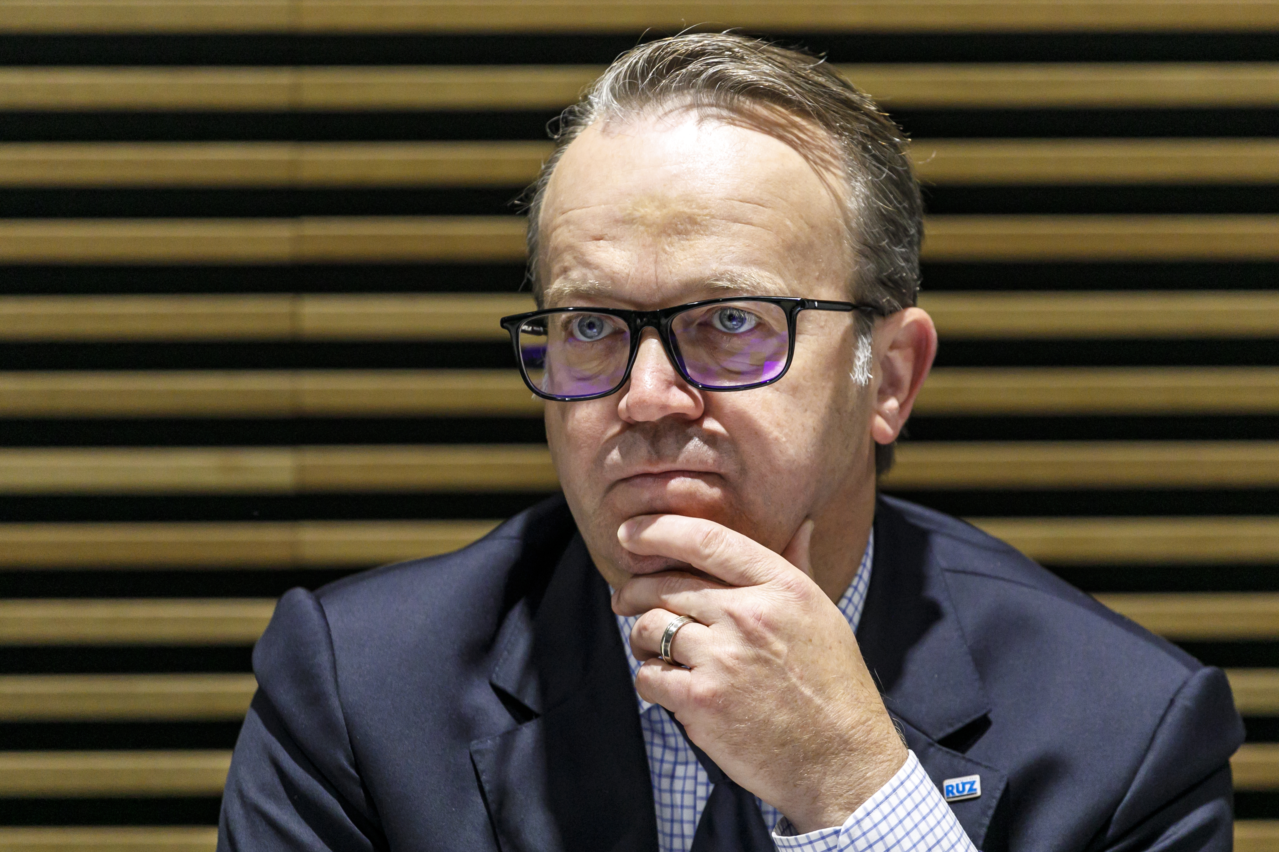 Zamestnávatelia: Nedôvera v spoločnosti dusí reformy. Krajina je v začarovanom kruhu