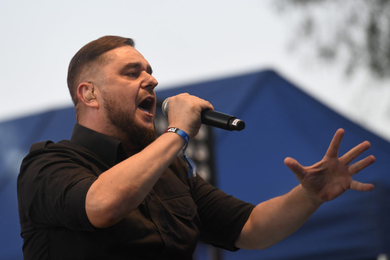 Názov Desmod môže používať už len Kulyho kapela. Bývalí spoluhráči sa navzájom obviňujú z klamstva