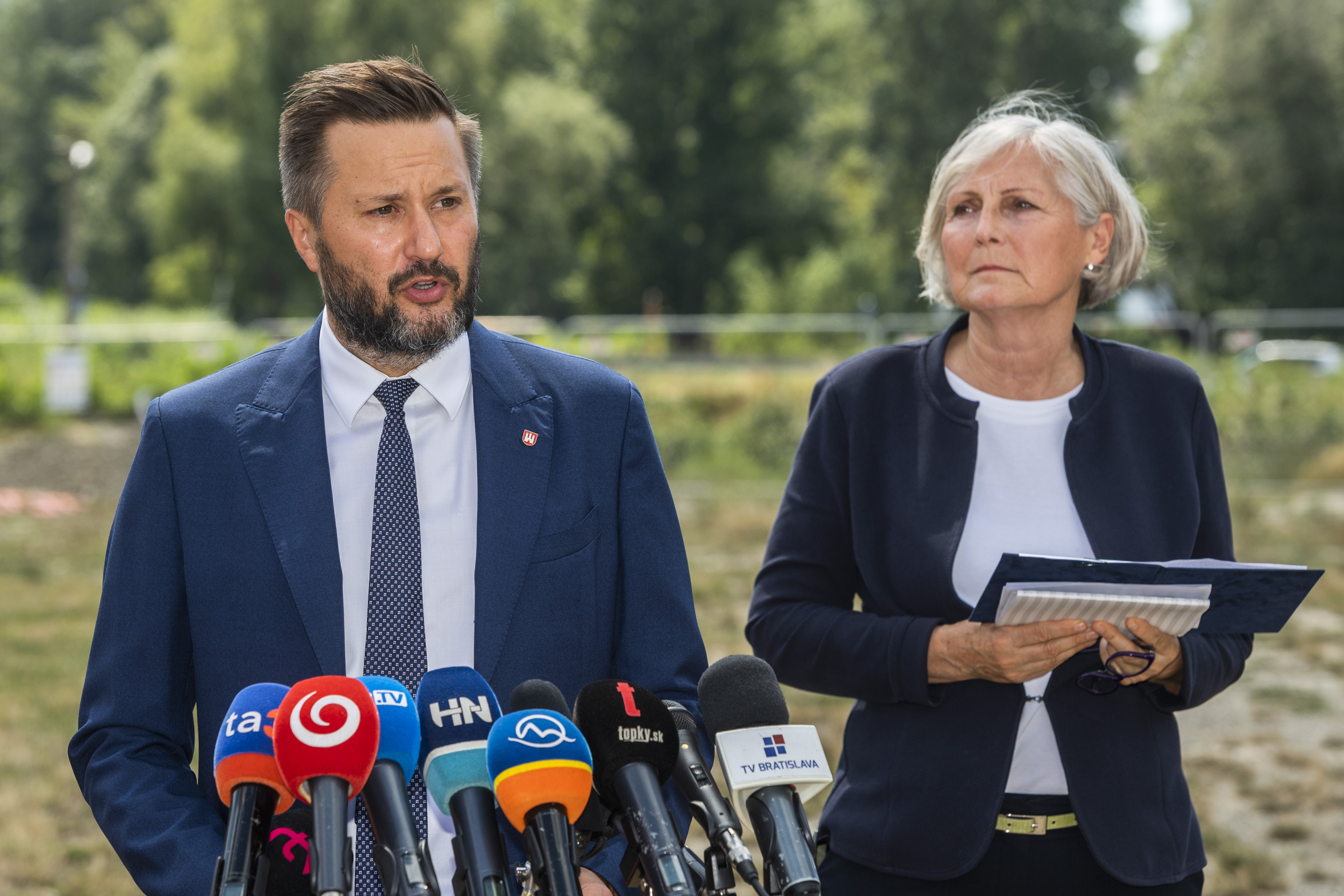 Vallova viceprimátorka chce nakresliť priechod na Staromestskej ulici. Spomalí to dopravu, vytvorí zápchy a prinesie ďalšie negatíva