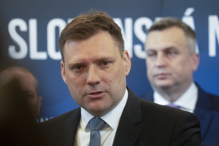 Nezaradený poslanec NR SR Taraba už nie je predsedom svojej strany Život