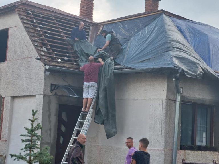 Škody v obci Závadka. Foto: Obec Závadka/FB