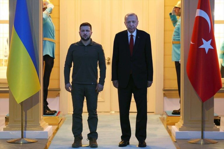 Volodymyr Zelenskyj a Recep Tayyip Erdogan. Zdroj: Twitter
