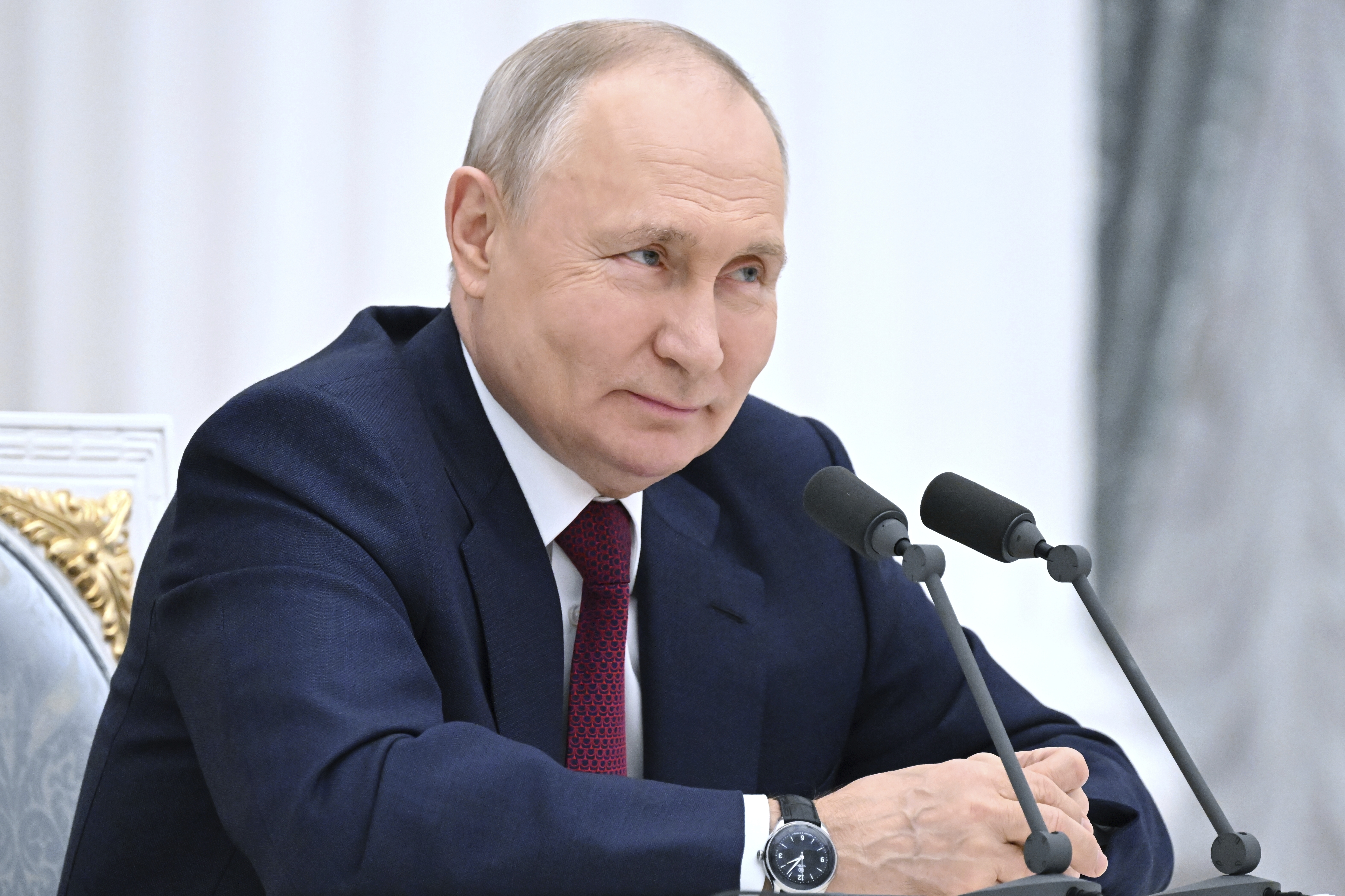 Putin: Naším favoritom vo voľbách v USA bol Biden. Odporúčam podporiť Harrisovú