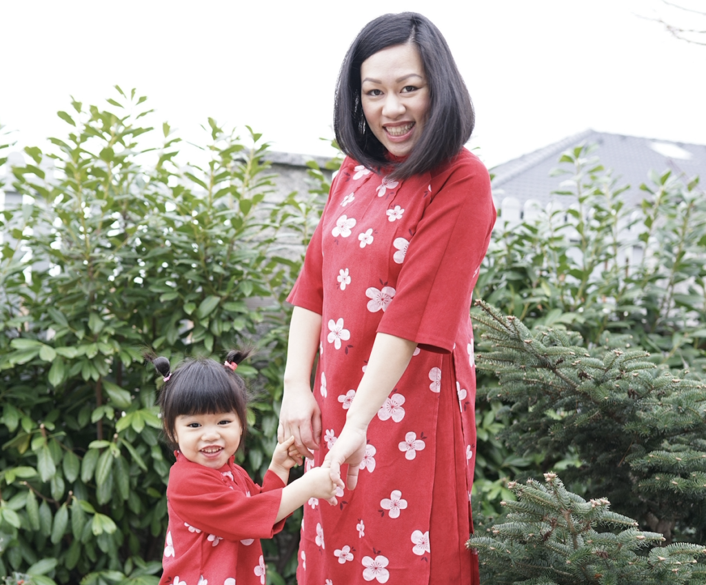 V národnom kroji. Foto: archív Niki Trang Phamová