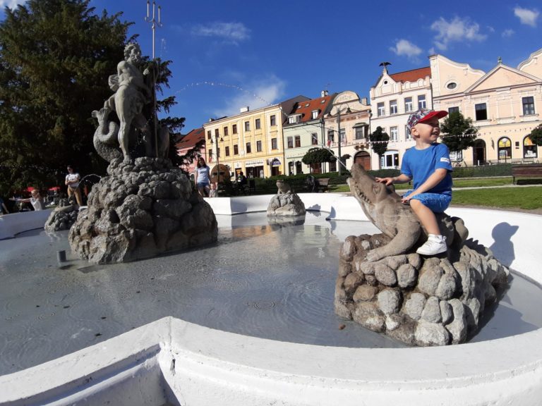 Pomoc pred horúčavou: V Prešove sa osviežite vodnou bránou, ulice sa budú polievať