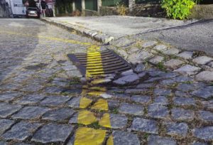 Vyriešená krádež kanálových poklopov: Hliadka Mestskej polície v akcii