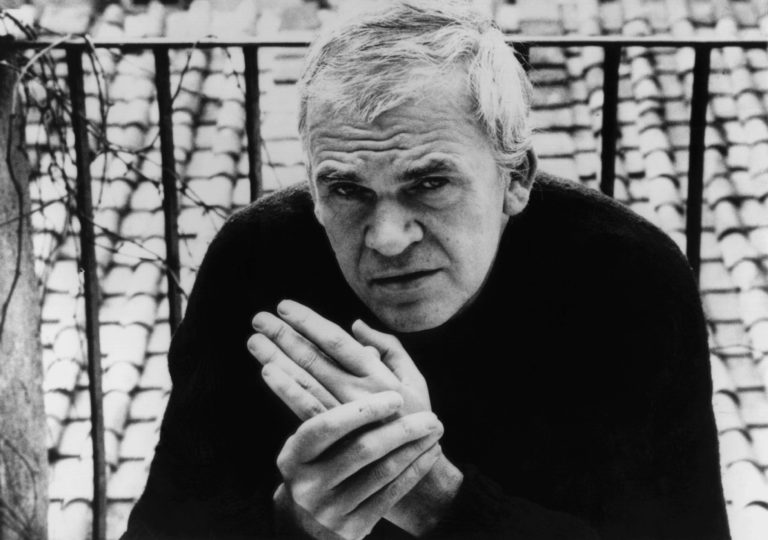 Zomrel najprekladanejší spisovateľ českého pôvodu Milan Kundera