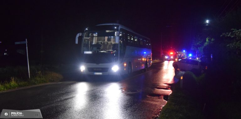 Pri nehode došlo k zrážke s autobusom. Foto: Polícia