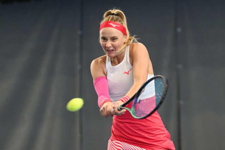 Rebecca Šramková postúpila do finále turnaja WTA