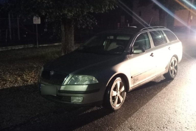 Opitého vodiča zadržala polícia. FOTO: polícia