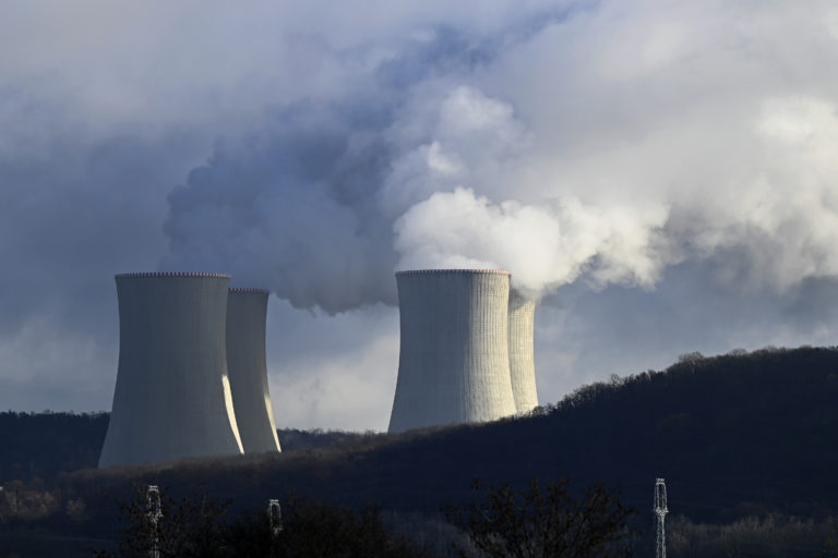 Tretí blok jadrovej elektrárne v Mochovciach už beží na plný výkon