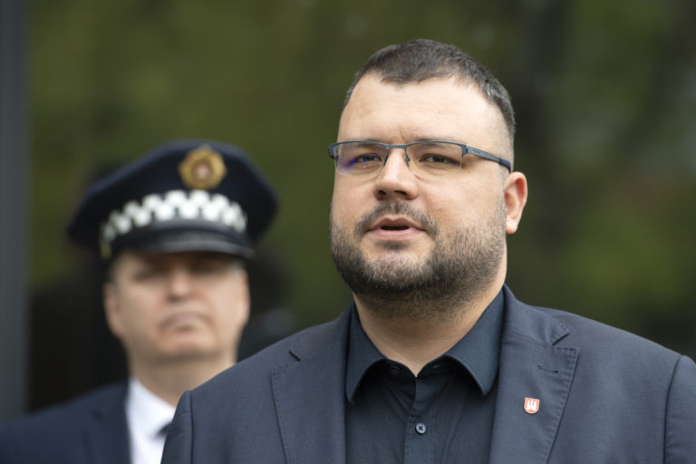 Čo sa skrýva za výberom pána Královiča na riadenie ministerstva vnútra