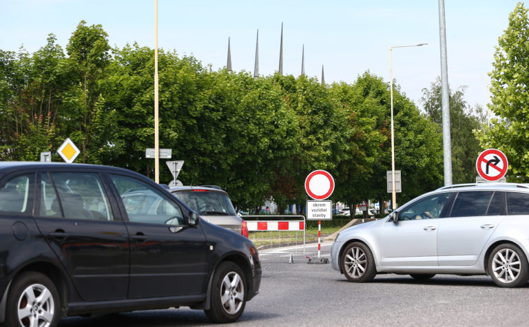 Cestu medzi Družstevnou a Budimírom v utorok uzatvoria