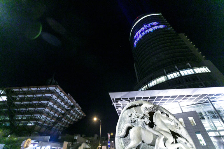 Národná banka Slovenska upozorňuje na podvody, kde bolo zneužité jej meno