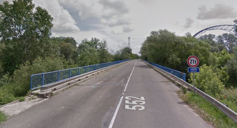 Po moste pred Vojanmi môžu prechádzať len  vozidlá do ôsmich ton